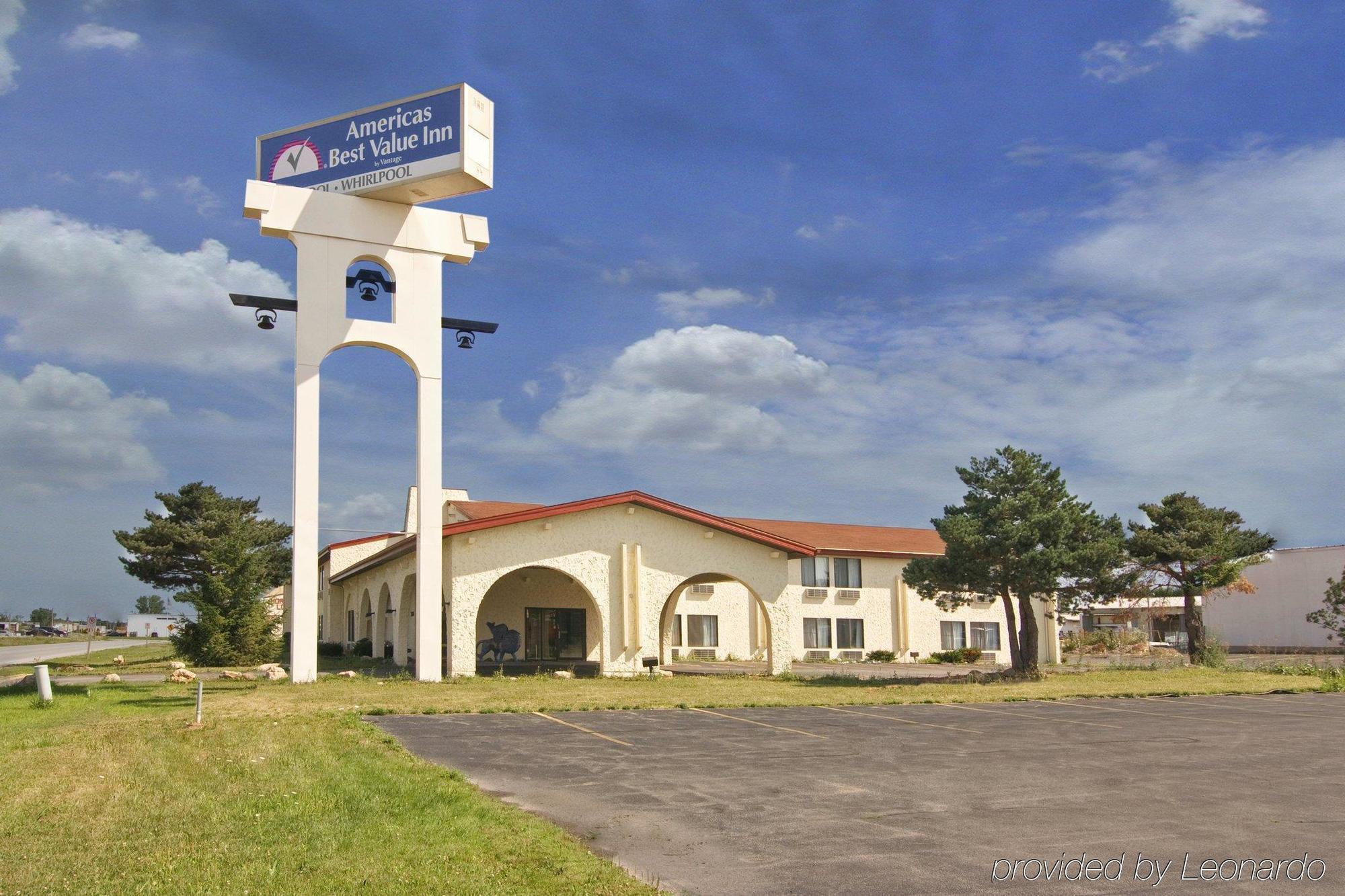 Howard Johnson By Wyndham Appleton Exteriör bild